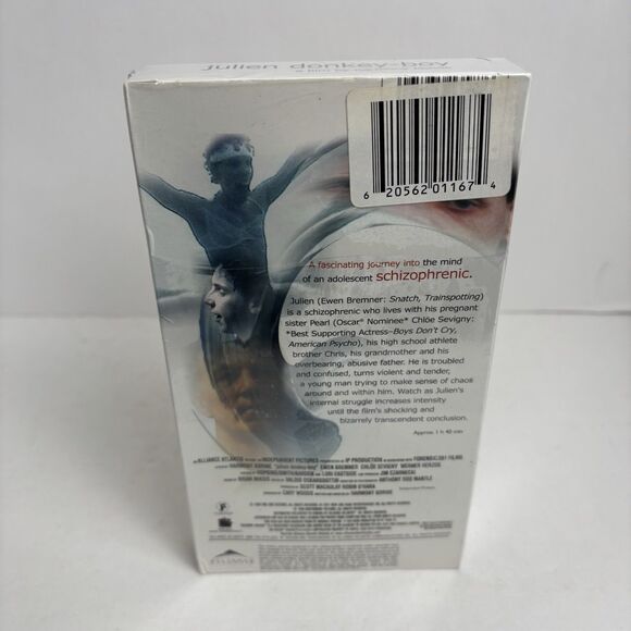 Julien Donkey-Boy VHS Cult Movie Harmony Korine-New & Sealed-Rare Out of Print - Picture 4 of 6